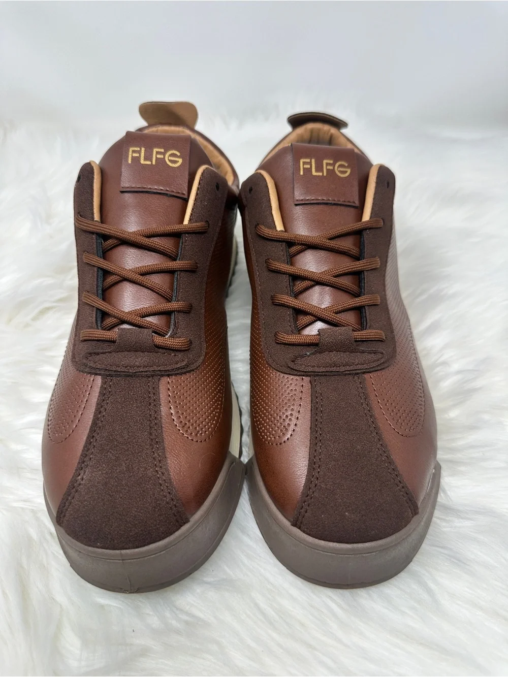 Chunky Sole Minimalist Casual Sneakers